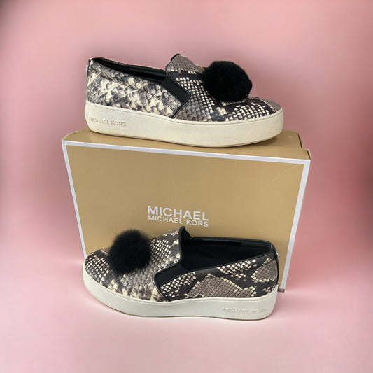 MICHAEL Michael Kors Size 9 Good Black and Beige Sneakers